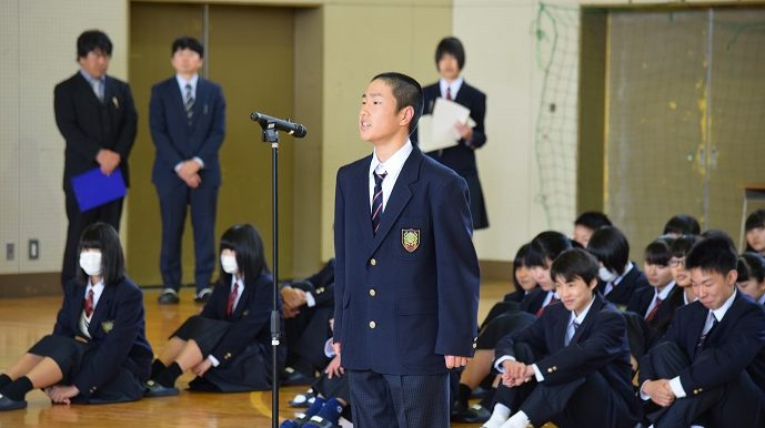福井県立勝山高校の制服写真画像まとめ・レビュー口コミ評判・生徒の着こなし・夏服冬服詳細情報