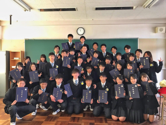 滋賀県立守山北高校の制服写真画像まとめ・レビュー口コミ評判・生徒の着こなし・夏服冬服詳細情報