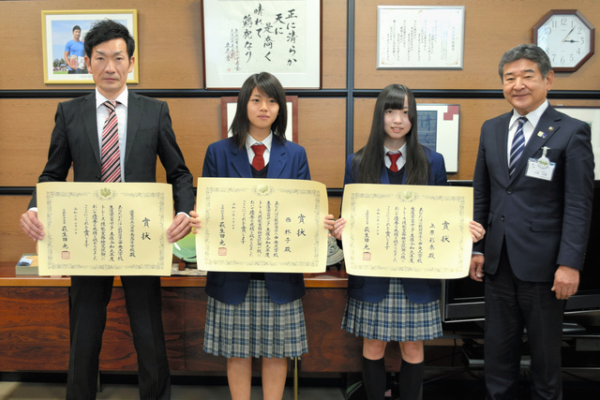 滋賀県立八日市南高校の制服写真画像まとめ・レビュー口コミ評判・生徒の着こなし・夏服冬服詳細情報