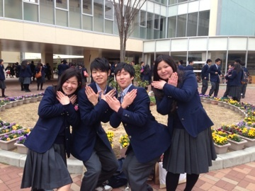 神戸市立須磨翔風高校の制服写真画像まとめ・レビュー口コミ評判・生徒の着こなし・夏服冬服詳細情報