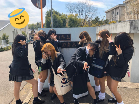 神奈川県立田奈高校の制服写真画像動画tiktokまとめ・レビュー口コミ評判・生徒の着こなし・夏服冬服詳細情報