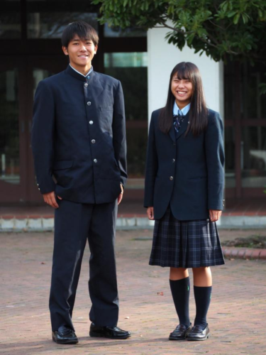 神奈川県立秦野総合高校の制服写真画像まとめ・レビュー口コミ評判・生徒の着こなし・夏服冬服詳細情報