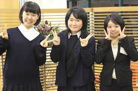 横浜市立横浜商業高校の制服写真画像まとめ・レビュー口コミ評判・生徒の着こなし・夏服冬服詳細情報