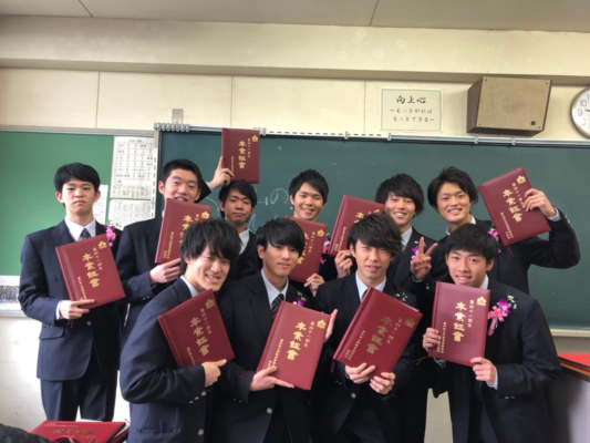 愛知県立岡崎東高校の制服写真画像まとめ・レビュー口コミ評判・生徒の着こなし・夏服冬服詳細情報