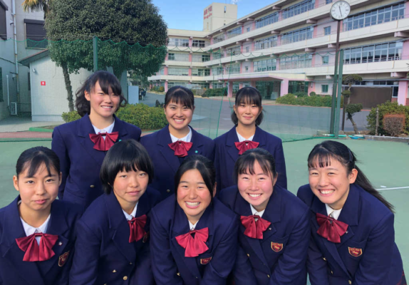 浦和学院高校の制服写真画像まとめ・レビュー口コミ評判・生徒の着こなし・夏服冬服詳細情報
