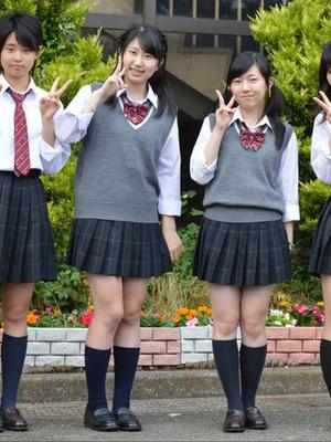 神奈川県立上鶴間高校の制服写真画像まとめ・レビュー口コミ評判・生徒の着こなし・夏服冬服詳細情報