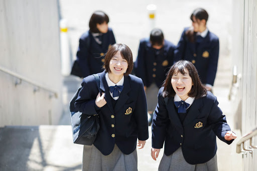 清心女子高校の制服写真画像まとめ・レビュー口コミ評判・生徒の着こなし・夏服冬服詳細情報