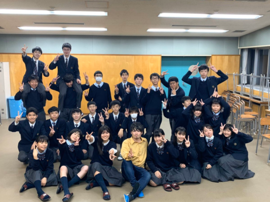 柏木学園高校の制服写真画像まとめ・レビュー口コミ評判・生徒の着こなし・夏服冬服詳細情報