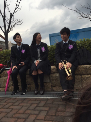 神戸市立六甲アイランド高校の制服写真画像まとめ・レビュー口コミ評判・生徒の着こなし・夏服冬服詳細情報