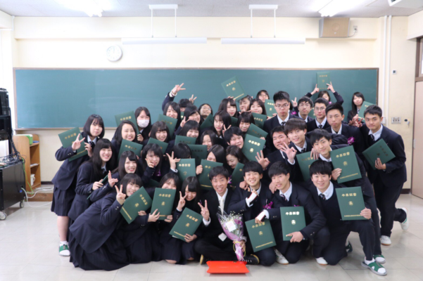 兵庫県立姫路別所高校の制服写真画像まとめ・レビュー口コミ評判・生徒の着こなし・夏服冬服詳細情報