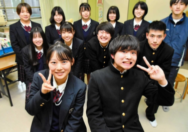 兵庫県立津名高校の制服写真画像まとめ・レビュー口コミ評判・生徒の着こなし・夏服冬服詳細情報