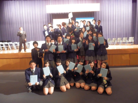 湘南工科大学附属高校の制服写真画像まとめ・レビュー口コミ評判・生徒の着こなし・夏服冬服詳細情報