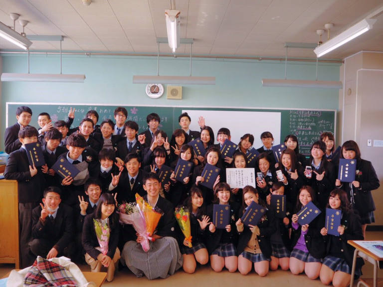 神奈川県立横浜清陵総合高校の制服写真画像まとめ・レビュー口コミ評判・生徒の着こなし・夏服冬服詳細情報│全国中高制服 グラム-全国47都道府県の中学校高等学校制服検索口コミ-