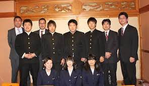 秋田県立大館鳳鳴高校の制服写真画像まとめ・レビュー口コミ評判・生徒の着こなし・夏服冬服詳細情報