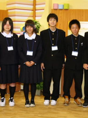 青森県立青森高校の制服写真画像まとめ・レビュー口コミ評判・生徒の着こなし・夏服冬服詳細情報