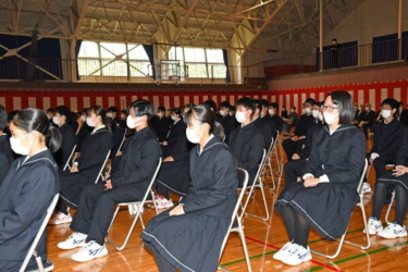 Resumen de la foto del uniforme de la escuela secundaria Namioka de la prefectura de Aomori, revisión de la reputación boca a boca, vestimenta de los estudiantes, ropa de verano, ropa de invierno, información detallada