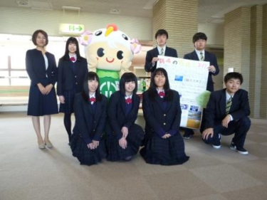 青森県立鶴田高校の制服写真画像まとめ・レビュー口コミ評判・生徒の着こなし・夏服冬服詳細情報