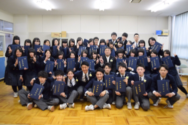 山形県立上山明新館高校の制服写真画像まとめ・レビュー口コミ評判・生徒の着こなし・夏服冬服詳細情報