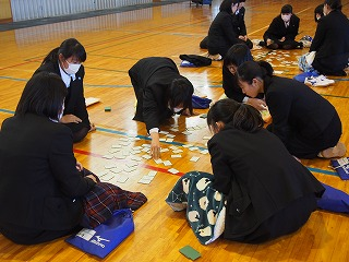 群馬県立館林女子高校の制服写真画像まとめ・レビュー口コミ評判・生徒の着こなし・夏服冬服詳細情報