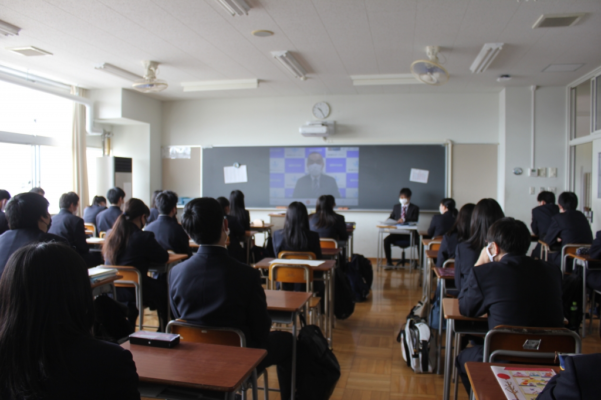 群馬県立藤岡中央高校の制服写真画像まとめ・レビュー口コミ評判・生徒の着こなし・夏服冬服詳細情報