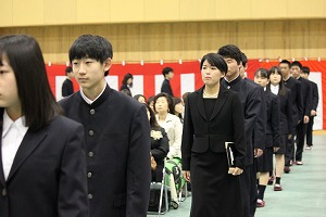群馬県立藤岡中央高校の制服写真画像まとめ・レビュー口コミ評判・生徒の着こなし・夏服冬服詳細情報
