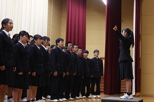 群馬県立藤岡中央高校の制服写真画像まとめ・レビュー口コミ評判・生徒の着こなし・夏服冬服詳細情報