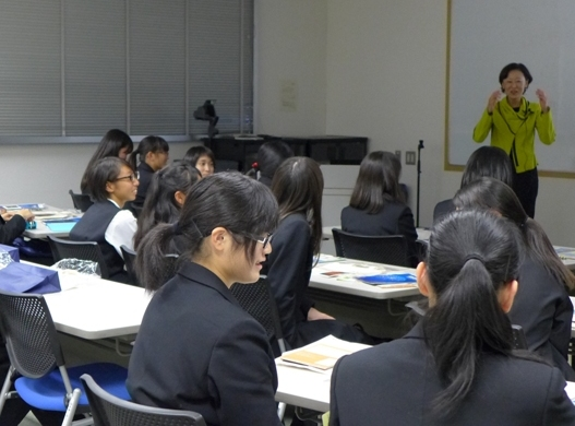 群馬県立太田女子高校の制服写真画像まとめ・レビュー口コミ評判・生徒の着こなし・夏服冬服詳細情報