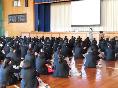 群馬県立太田東高校の制服写真画像まとめ・レビュー口コミ評判・生徒の着こなし・夏服冬服詳細情報