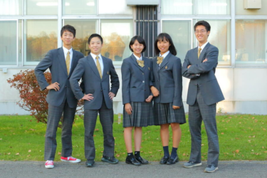 北海道恵庭南高校の制服写真画像まとめ・レビュー口コミ評判・生徒の着こなし・夏服冬服詳細情報（えにわみなみこうこう）