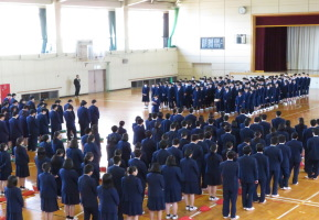 【2021閉校】群馬県立桐生西高校の制服写真画像まとめ・レビュー口コミ評判・生徒の着こなし・夏服冬服詳細情報