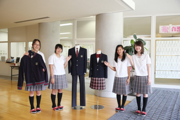 桐生大学附属中学校・桐生第一高校の制服写真画像まとめ・レビュー口コミ評判・生徒の着こなし・夏服冬服詳細情報