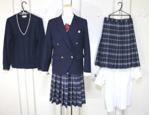 埼玉県立鴻巣女子高校の制服写真画像まとめ・レビュー口コミ評判・生徒の着こなし・夏服冬服詳細情報