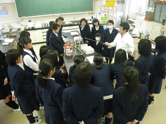 埼玉県立川越女子高校の制服写真画像まとめ・レビュー口コミ評判・生徒の着こなし・夏服冬服詳細情報