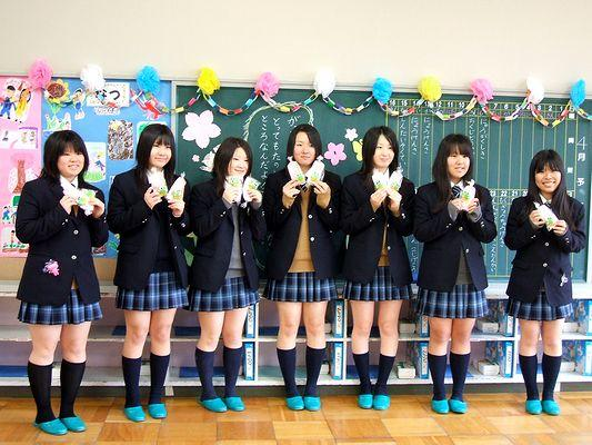 埼玉県立寄居城北高校の制服写真画像まとめ・レビュー口コミ評判・生徒の着こなし・夏服冬服詳細情報