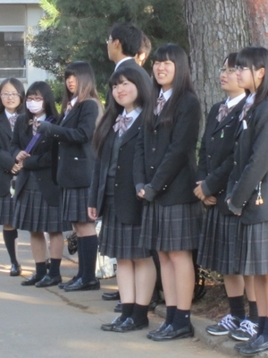 埼玉県立蓮田松韻高校の制服写真画像まとめ・レビュー口コミ評判・生徒の着こなし・夏服冬服詳細情報
