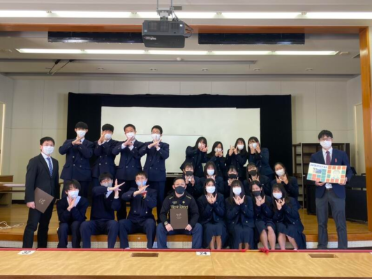 埼玉県立越谷西高校の制服写真画像まとめ・レビュー口コミ評判・生徒の着こなし・夏服冬服詳細情報