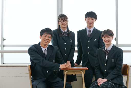 聖望学園中学校・高校の制服写真画像まとめ・レビュー口コミ評判・生徒の着こなし・夏服冬服詳細情報