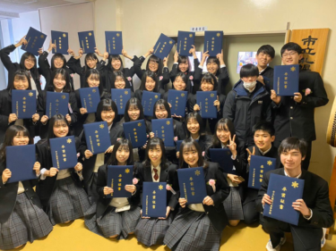 北海道札幌新川高校の制服写真画像まとめ・レビュー口コミ評判・生徒の着こなし・夏服冬服詳細情報