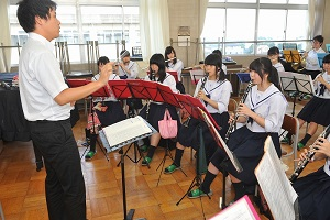 愛知県立豊田南高校の制服写真画像まとめ・レビュー口コミ評判・生徒の着こなし・夏服冬服詳細情報
