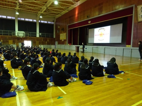 愛知県立豊田南高校の制服写真画像まとめ・レビュー口コミ評判・生徒の着こなし・夏服冬服詳細情報