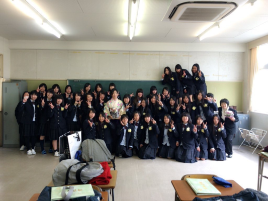 愛知県立吉良高校の制服写真画像まとめ・レビュー口コミ評判・生徒の着こなし・夏服冬服詳細情報│全国中高制服グラム-全国47都道府県の中学校高等学校制服 検索口コミ-