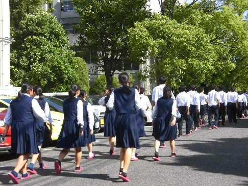 愛知県立日進西高校の制服写真画像動画まとめ・レビュー口コミ評判・生徒の着こなし・夏服冬服詳細情報