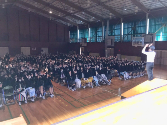 愛知県立加茂丘高校の制服写真画像まとめ・レビュー口コミ評判・生徒の着こなし・夏服冬服詳細情報（かもがおかこうとうがっこう）