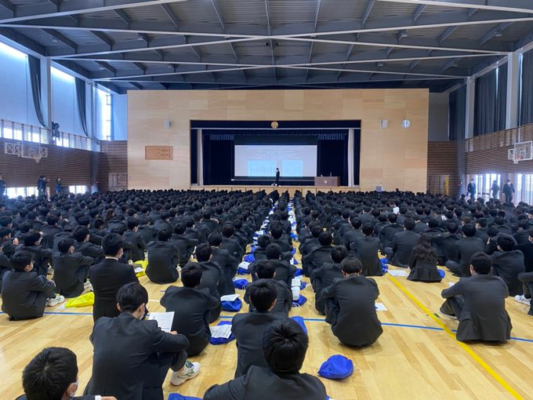 清林館高校の制服写真画像まとめ・レビュー口コミ評判・生徒の着こなし・夏服冬服詳細情報