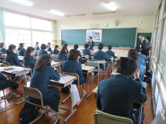 鹿児島県立松陽高校の制服写真画像まとめ・レビュー口コミ評判・生徒の着こなし・夏服冬服詳細情報