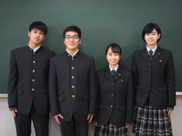 鹿児島実業高校の制服写真画像まとめ・レビュー口コミ評判・生徒の着こなし・夏服冬服詳細情報