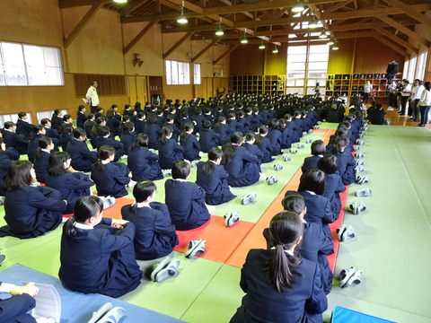 鹿児島県立鹿屋高校の制服写真画像まとめ・レビュー口コミ評判・生徒の着こなし・夏服冬服詳細情報