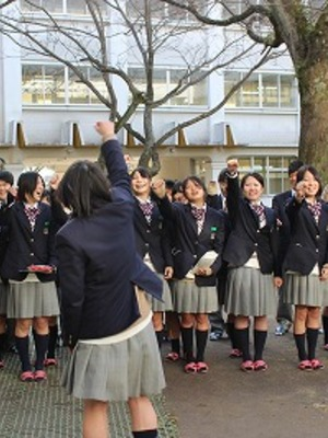 鹿児島県立串良商業高校の制服写真画像まとめ・レビュー口コミ評判・生徒の着こなし・夏服冬服詳細情報