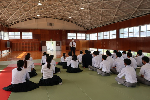 鹿児島県立喜界高校の制服写真画像まとめ・レビュー口コミ評判・生徒の着こなし・夏服冬服詳細情報