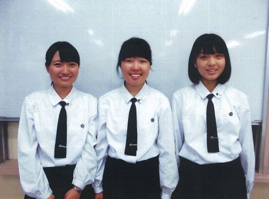 鹿児島市立鹿児島女子高校の制服写真画像まとめ・レビュー口コミ評判・生徒の着こなし・夏服冬服詳細情報